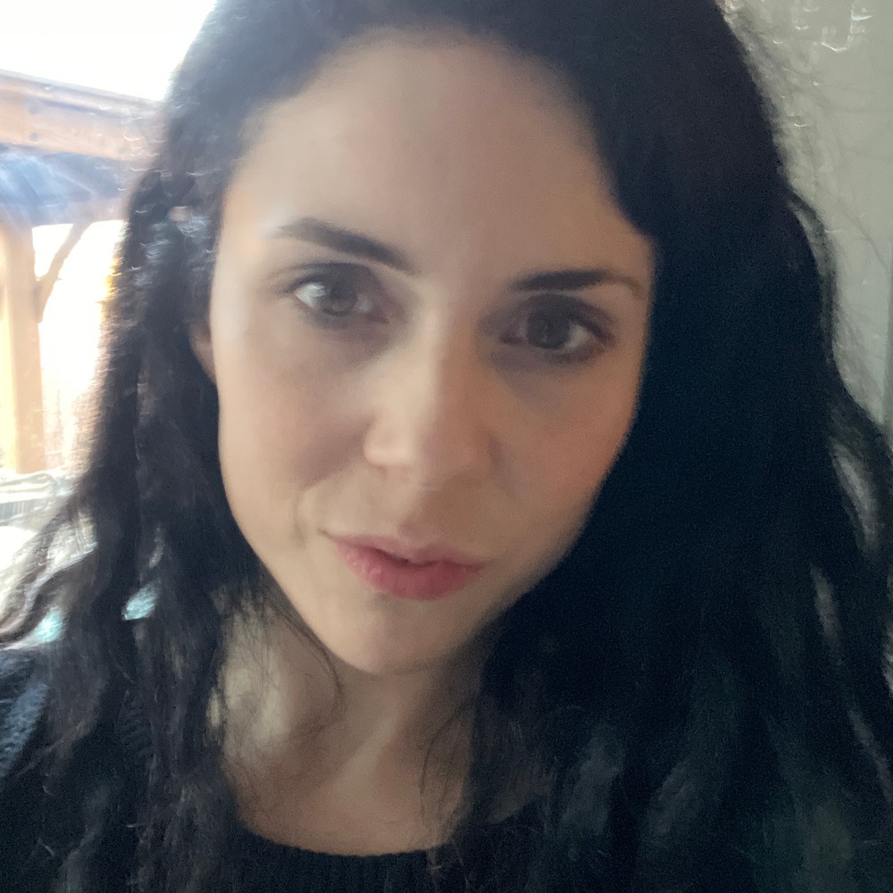 Meet your Posher, Lyn